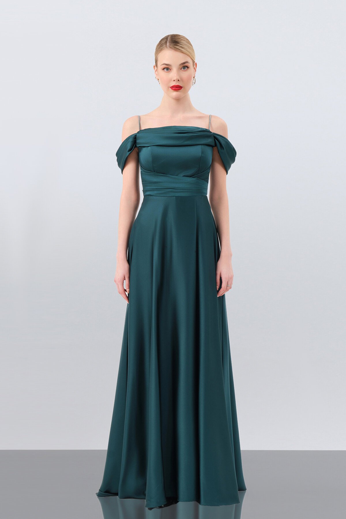 Drape Detaylı Yırtmaçlı Elbise - 1440