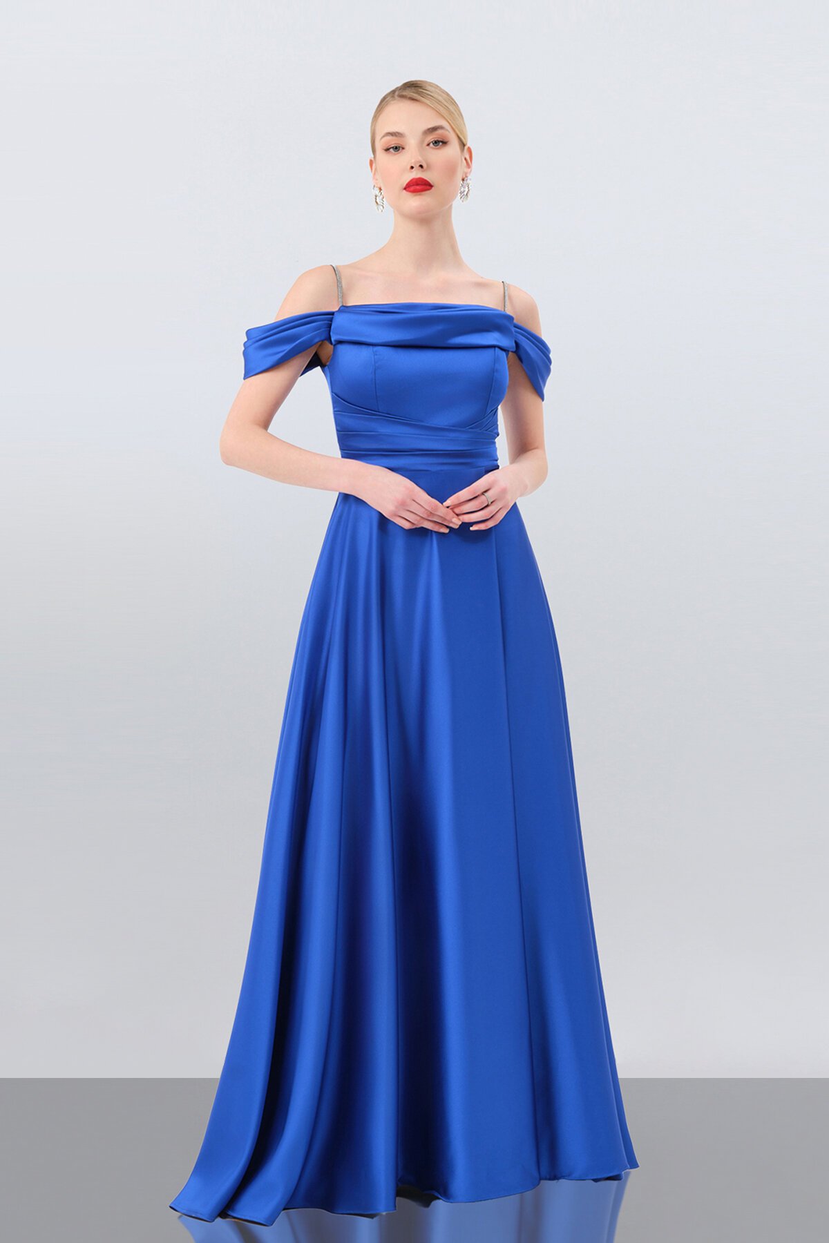 Drape Detaylı Yırtmaçlı Elbise - 1440