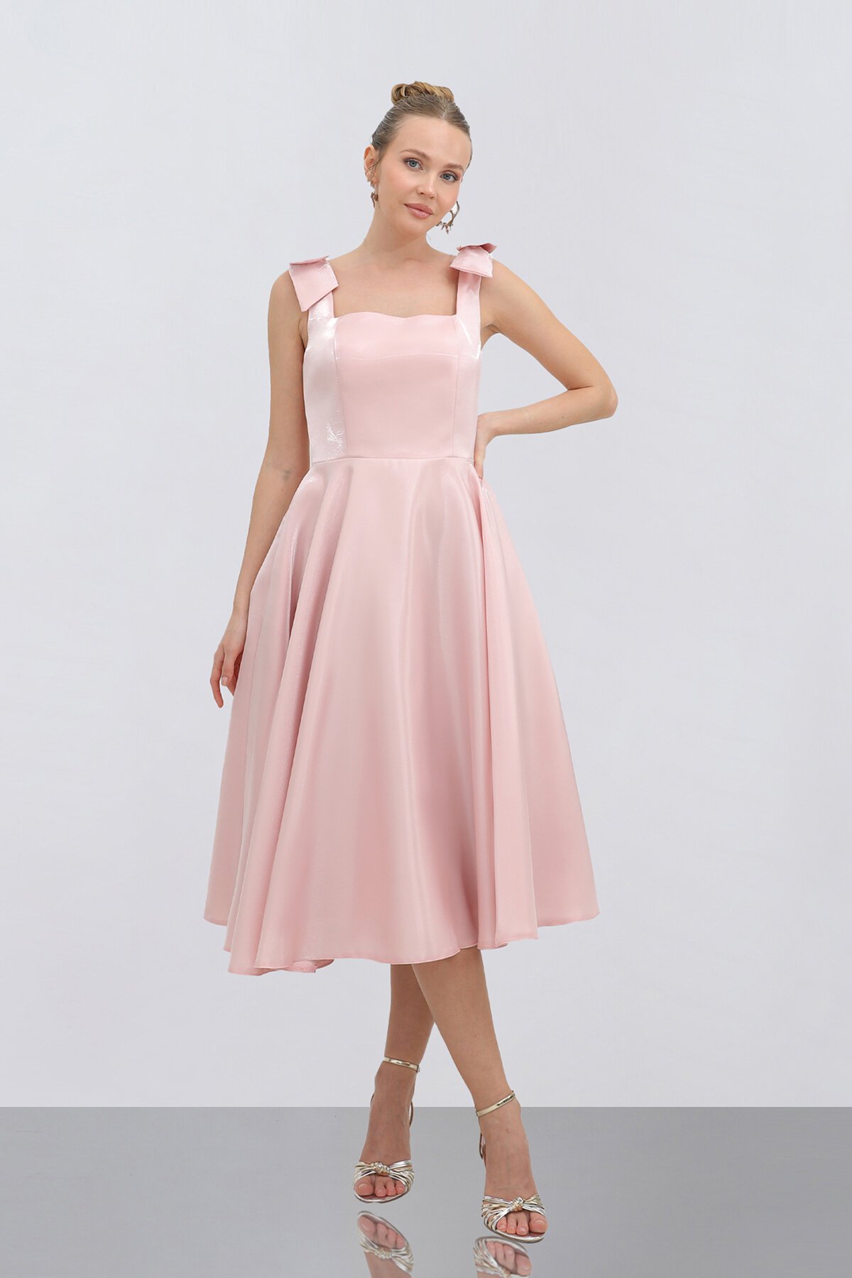 Fiyonk Askılı Midi Elbise - 1789