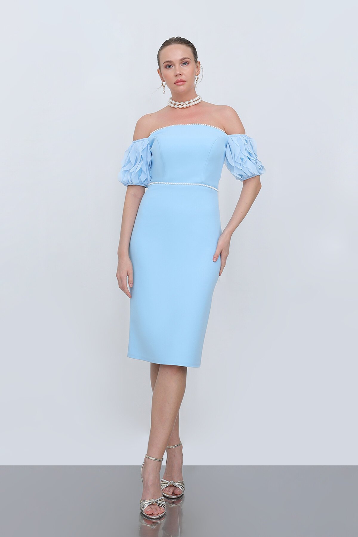 Kol Detaylı İncili Kalem Elbise - 1704