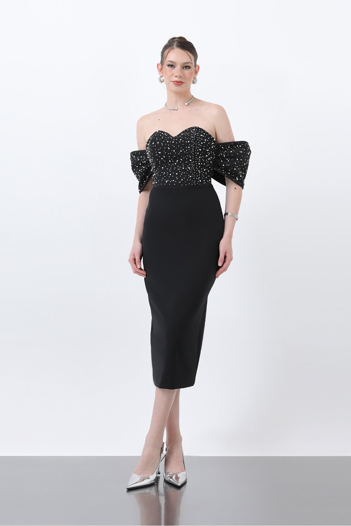 Kol Detaylı İncili Midi Elbise - 1823