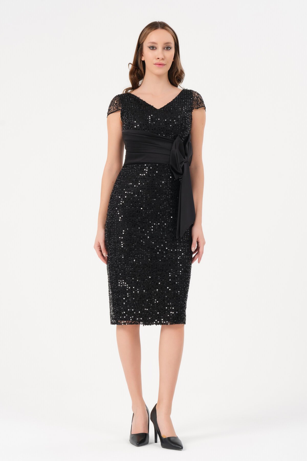 Payetli Kurdele Detaylı Midi Elbise - 1588