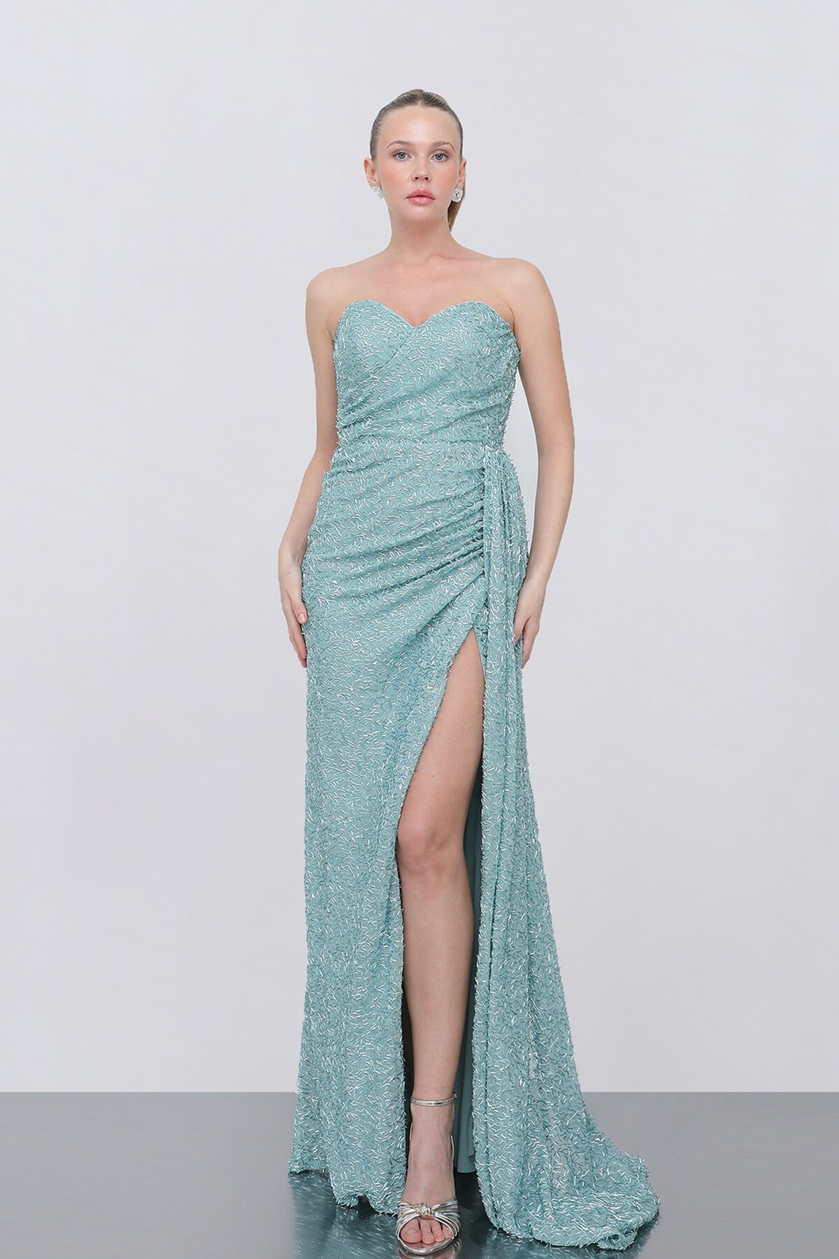 Straplez Payetli Yırtmaçlı Elbise - 1762