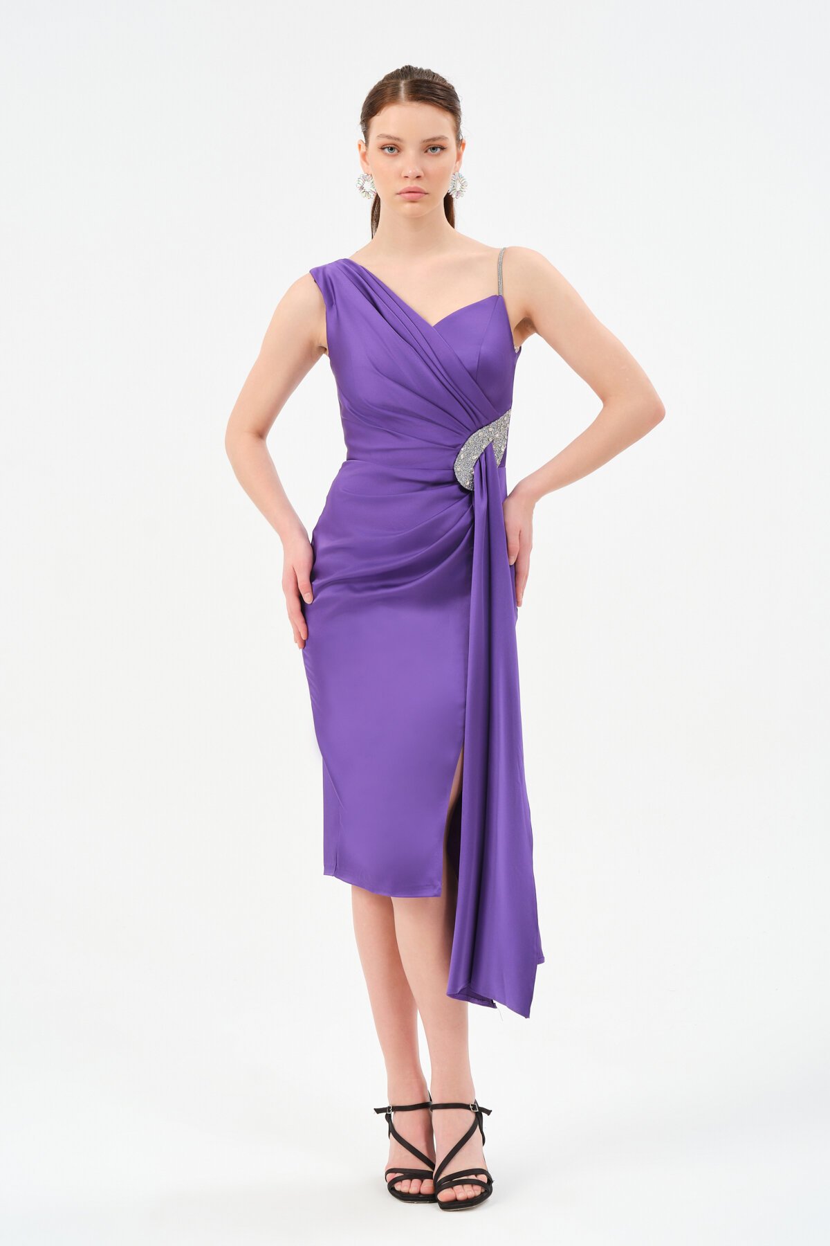 Taş Detaylı Omuzdan Drapeli Midi Elbise - 1510