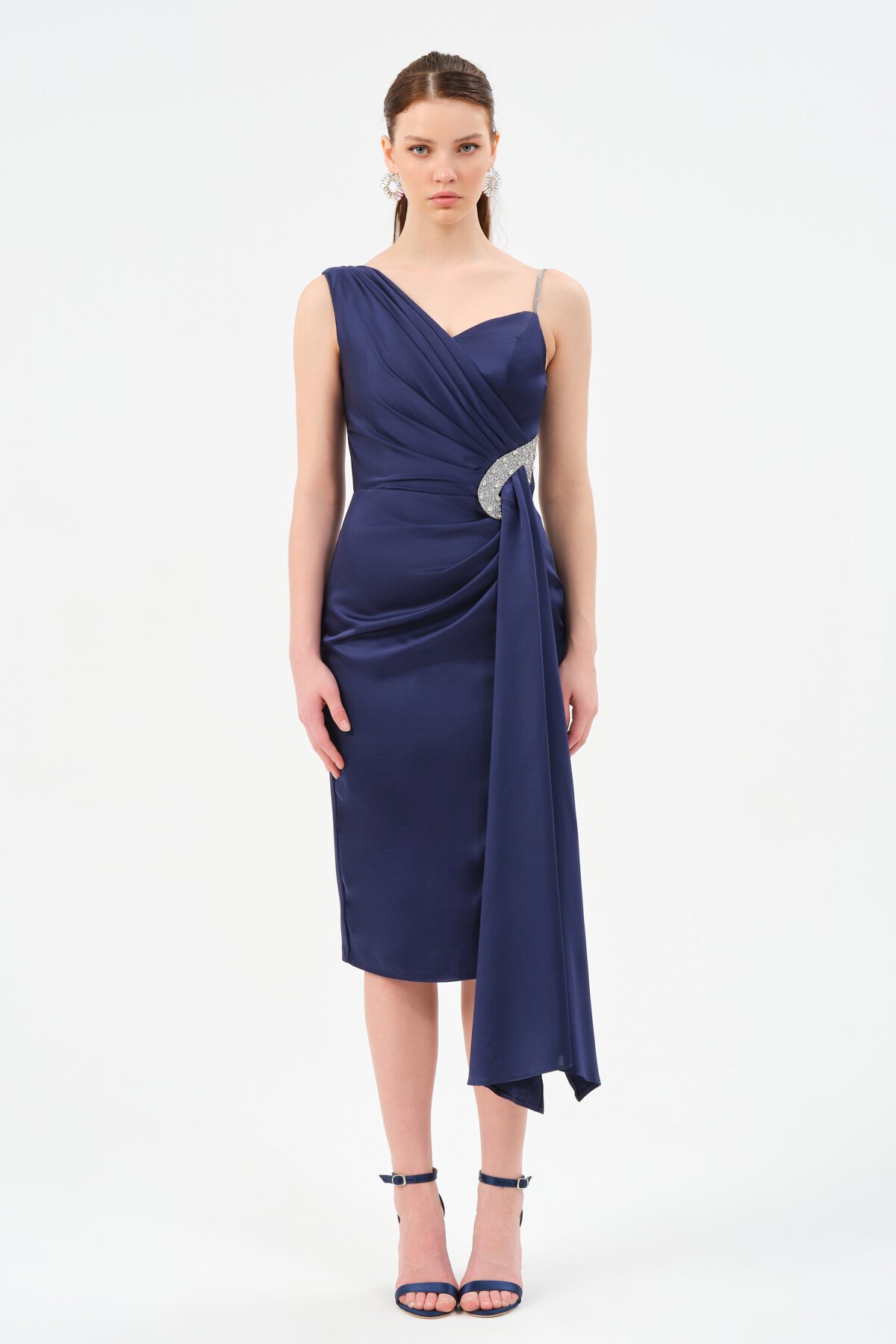 Taş Detaylı Omuzdan Drapeli Midi Elbise - 1510