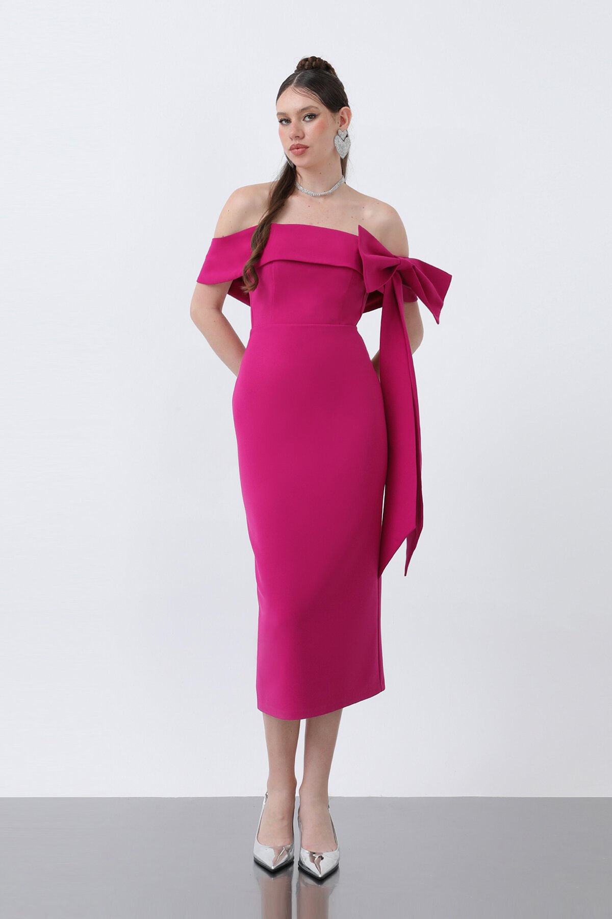 Kayık Yaka Fiyonklu Midi Elbise - 1817