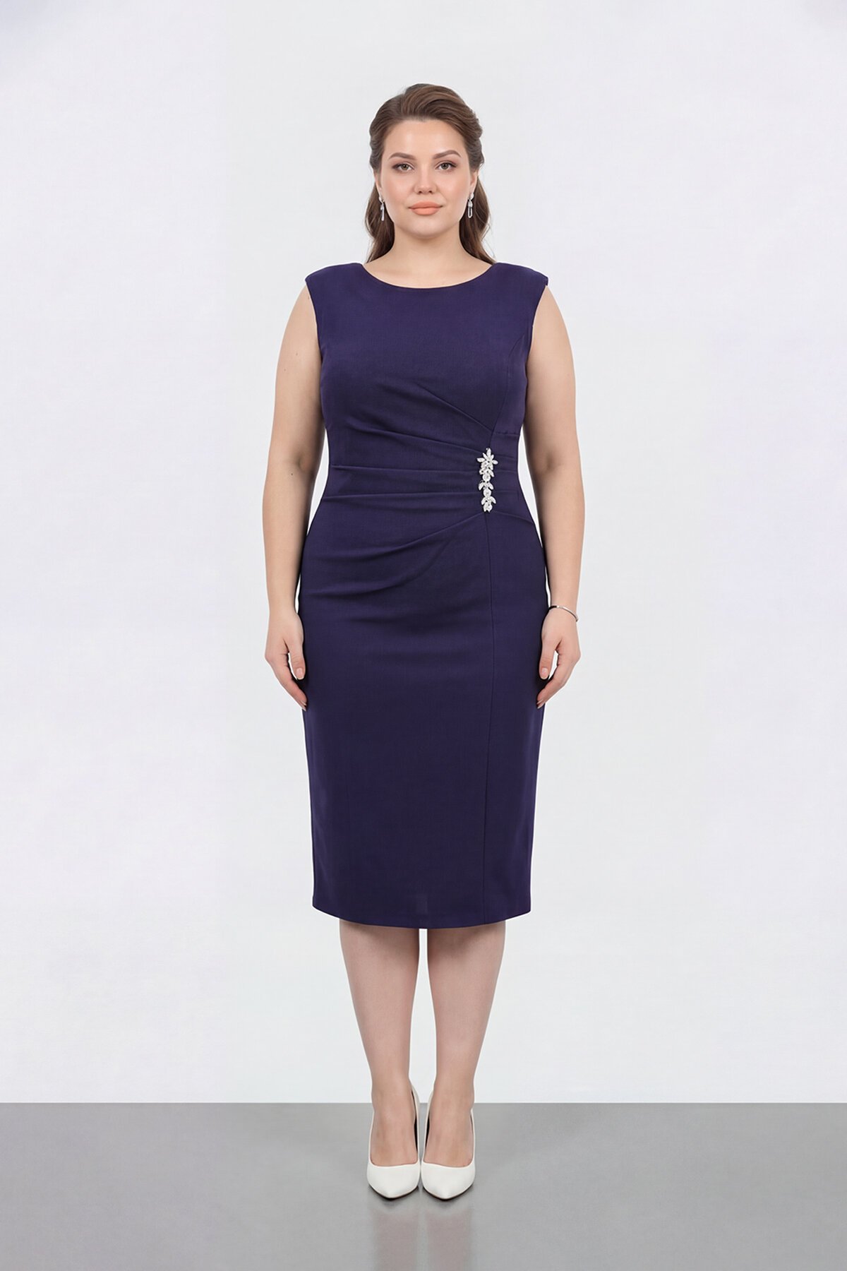 Broş Detaylı Midi Elbise - 1649