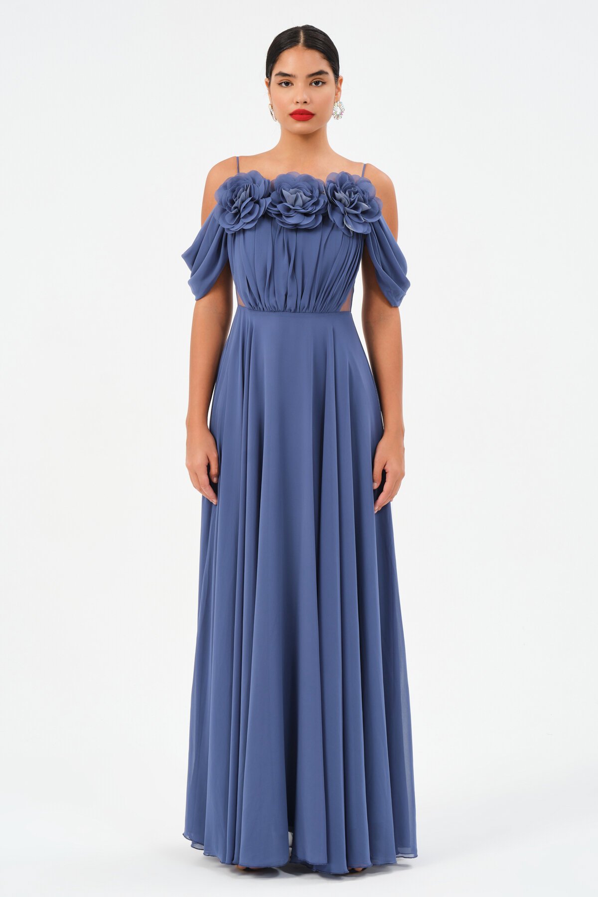 Çiçek Detaylı Omzu Düşük Elbise - 1500