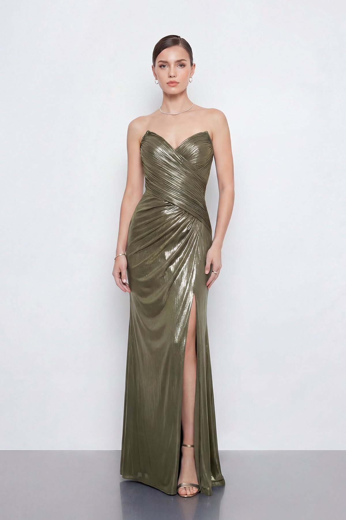 Drapeli Yırtmaçlı Straplez Abiye - 2102