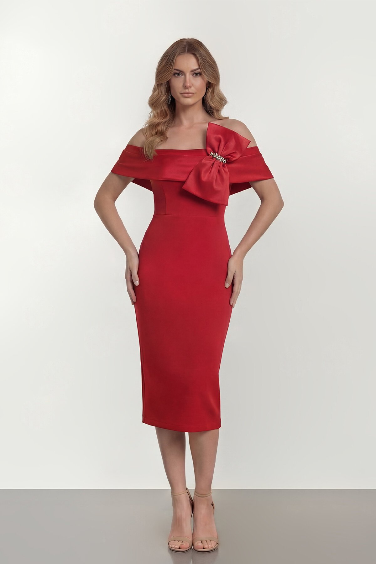 Fiyonk Detaylı Omuz Açık Midi Abiye - 2002