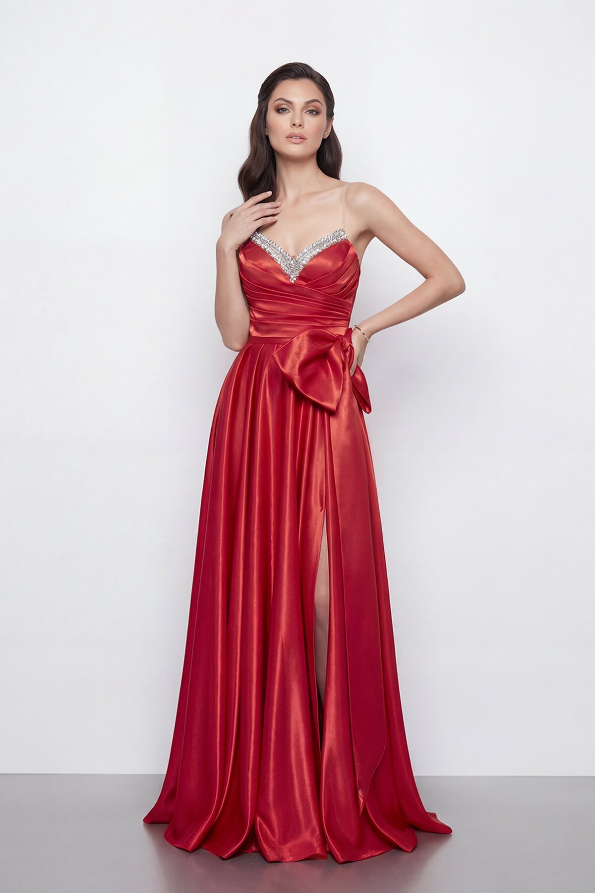 Işıltılı Yaka ve Fiyonk Detaylı Elbise - 2065