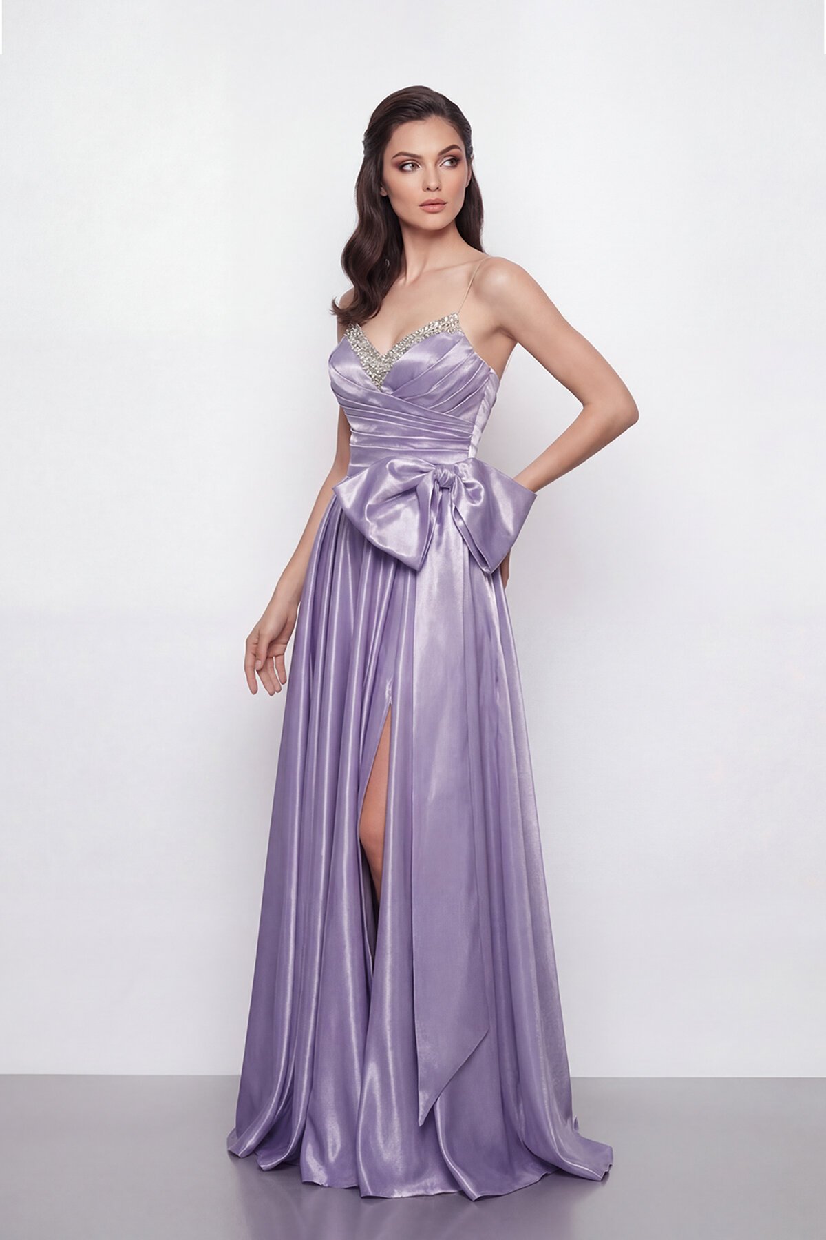 Işıltılı Yaka ve Fiyonk Detaylı Elbise - 2065