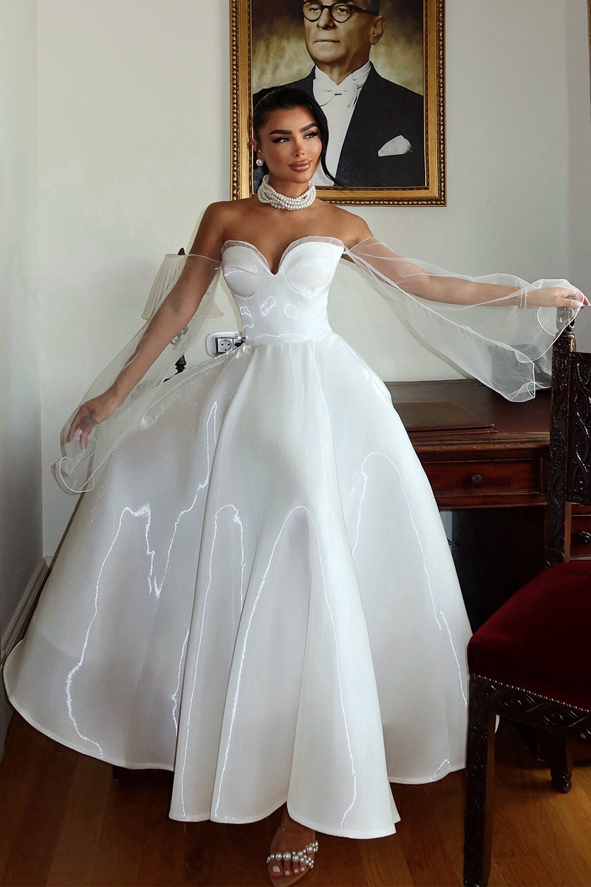 Kalp Yaka Tül Detaylı Elbise - 1818