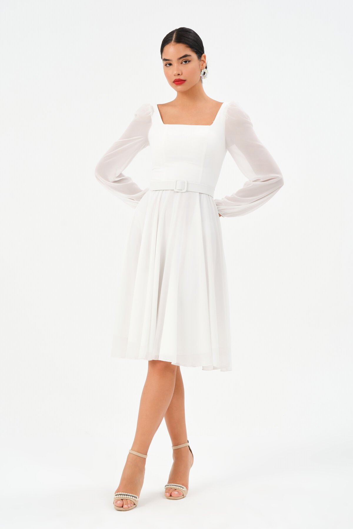 Kare Yaka Kemer Detaylı Midi Elbise - 1302