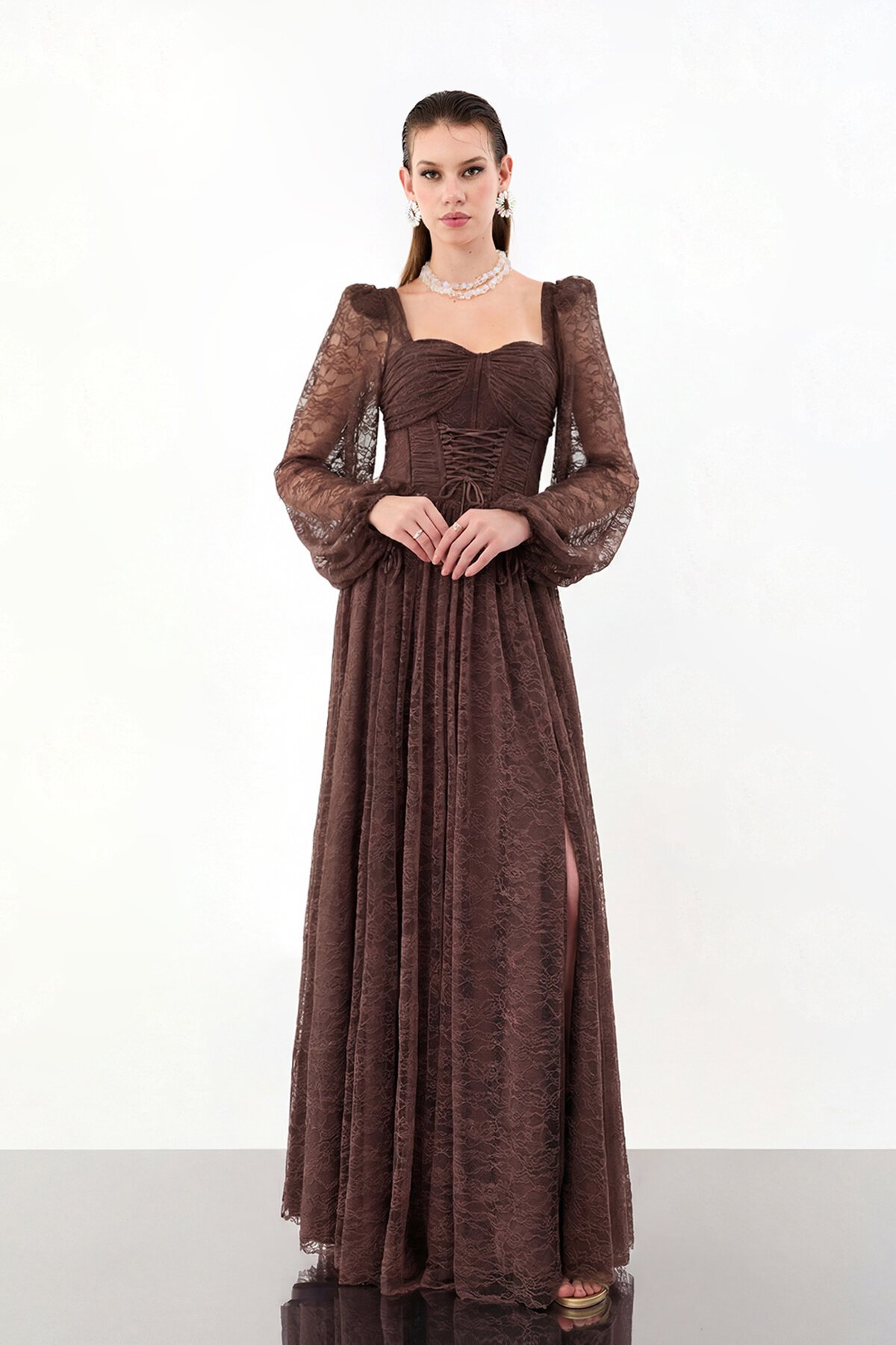 Korse Detaylı Dantelli Yırtmaçlı Elbise - 1946