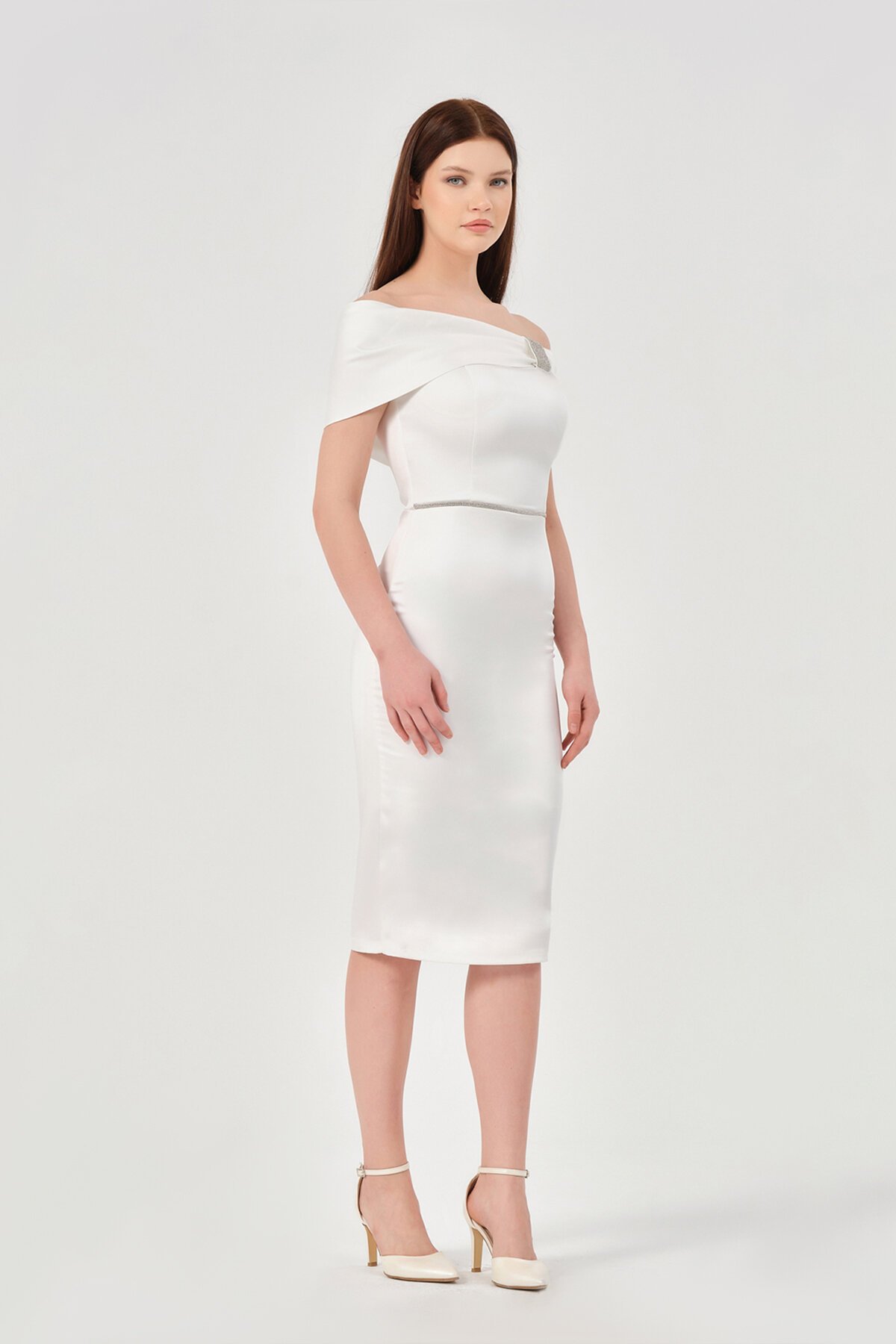 Taş Detaylı Kayık Yaka Midi Elbise - 1522