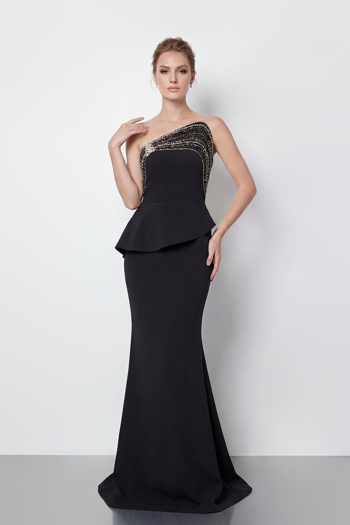 Taş İşlemeli Straplez Elbise - 2040