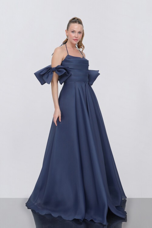 Boyundan Bağlamalı Fiyonk Detaylı Elbise - 1761