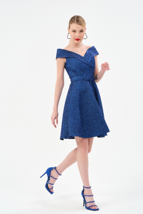 Kayık Yaka Kemer Detaylı Mini Elbise - 1543