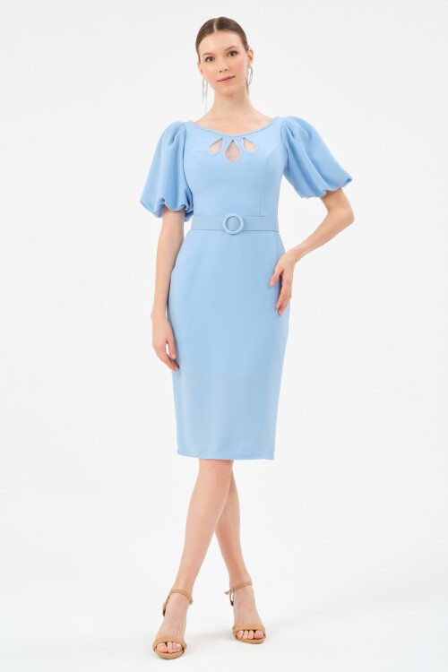 Taş İşlemeli Göğüs Detaylı Midi Elbise - 1560