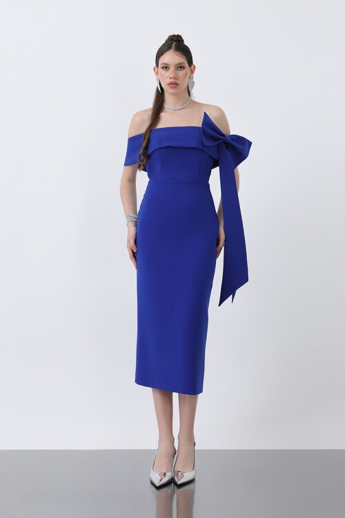 Kayık Yaka Fiyonklu Midi Elbise - 1817