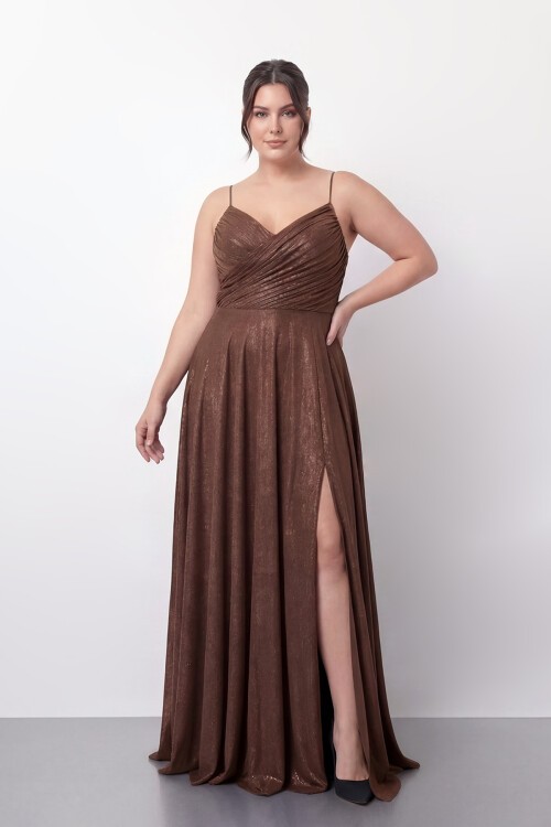 Işıltılı Büzgü Detaylı Büyük Beden Yırtmaçlı Elbise - 2057