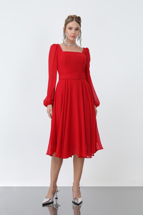 Kare Yaka Kemerli Şifon Elbise - 1916