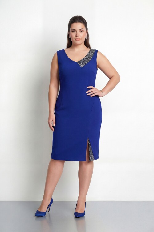 Taş Detaylı Asimetrik Büyük Beden Kalem Elbise - 2059