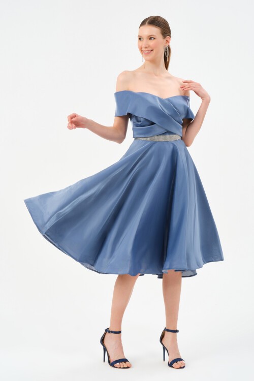 Taş Detaylı Kayık Yaka Midi Elbise - 1464