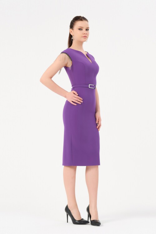 Zincir Detaylı Kemerli Midi Elbise - 1200