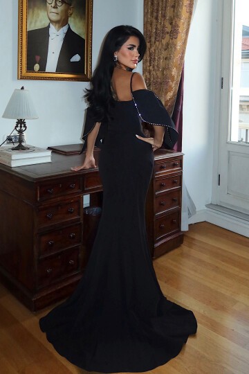 Kol Detaylı Askılı Yırtmaçlı Elbise - 1532