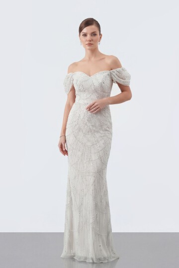 Omuz Açık Tül Kollu İşlemeli Uzun Abiye - 2132