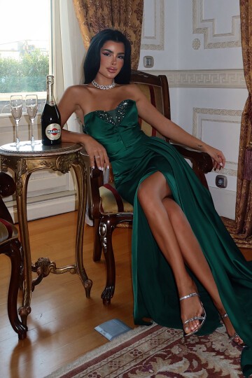 Straplez Taş Detaylı Yırtmaçlı Elbise - 1562