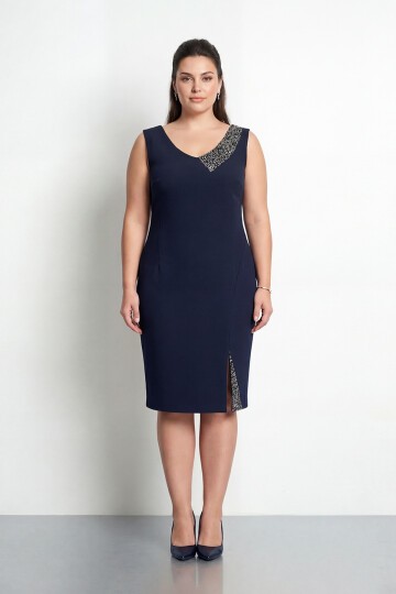 Taş Detaylı Asimetrik Büyük Beden Kalem Elbise - 2059