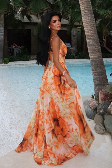 Yırtmaçlı İnce Askılı Desenli Elbise - 1833