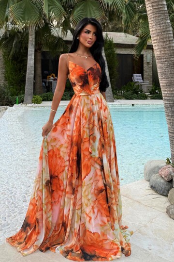 Yırtmaçlı İnce Askılı Desenli Elbise - 1833